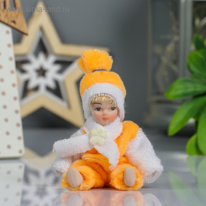 Кукла коллекционная керамика "Малышка в комбинезоне и шарфике" 9 см МИКС - Фото 1
