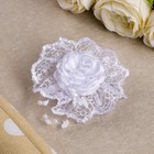 Бант для девочек с резинкой "Роза Белла", белый, 7 см - Фото 1