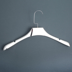 Плечики для одежды с ребристыми плечиками, размер 44-46, глянец, цвет серебро - Фото 1