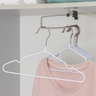 Плечики для одежды детские, размер 30-34, антискользящее покрытие, белые - Фото 1