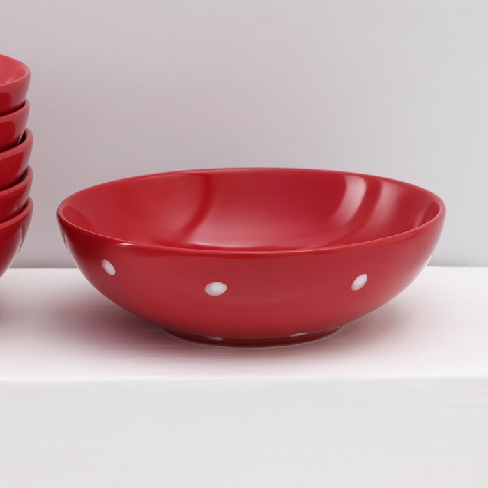 Набор тарелок керамических Доляна «Красный горох», 18 предметов: 6 тарелок d=19 см, 6 тарелок d=27 см, 6 мисок d=19 см, цвет красный - фото 1908367681