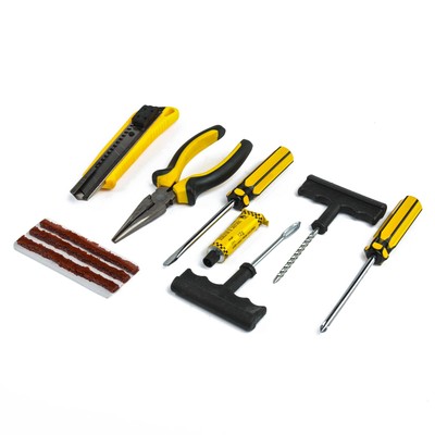 Компрессор автомобильный Торнадо АС-625ма, двухпоршневой, с инструментами, 60 л/мин, 216 W, 12 В, 10 атм