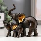 Сувенир полистоун "Слон африканский коричневый со слонятами" золотые ушки 11х12х5,5 см - Фото 1