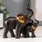 Сувенир полистоун "Слон африканский коричневый со слонятами" золотые ушки 11х12х5,5 см - Фото 3
