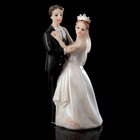 Сувенир полистоун "Жених и невеста - свадебный танец" 10,2х4,3х4 см - Фото 1