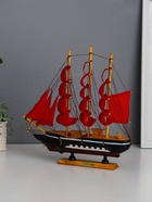 Сувенирная модель корабля «Флора», борта чёрные с белой полосой, паруса алые, 32×6.5×31 см - Фото 2