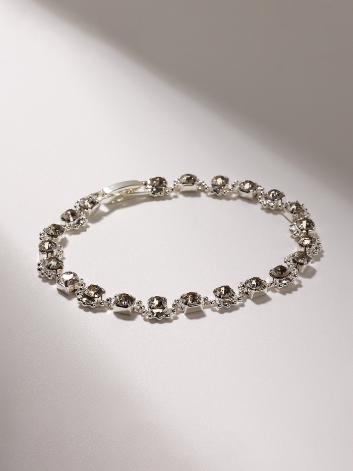 Браслет со стразами «Лёд» ручей, цвет белый в серебре, 18 см - Фото 1