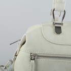 Сумка женская, отдел на молнии, наружный карман, ремень, цвет бежевый - Фото 4