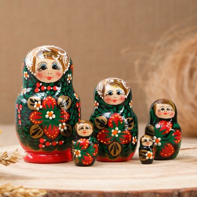 Матрёшка дерево «Хохлома», чёрный платок, красное платье, 5 кукольная, 10 см