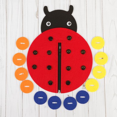 Бизиборд "Божья коровка" из фетра