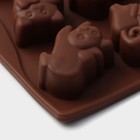 Форма для украшений Доляна «Кошки», силикон, 18×17×2 см, 16 ячеек, цвет коричневый - фото 24279819