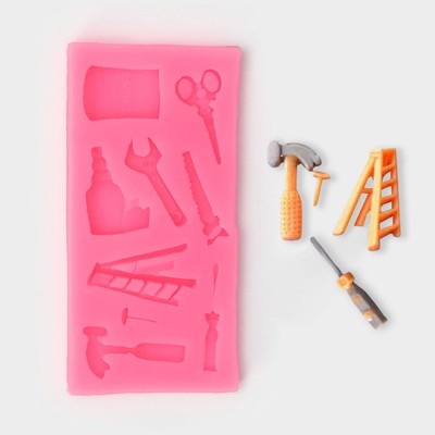 Молд для заливки «Инструменты», 9 ячеек, силикон, 10.5×5×1 см, МИКС