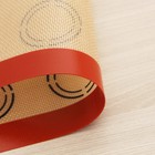 Армированный коврик для выпечки Доляна «Макарон», силикон, 42×29,5 см, цвет бежевый - Фото 5