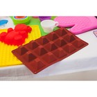 Форма силиконовая для украшений Доляна «Шоколадные конфеты. Пирамидки», 29×15,6 см, 15 ячеек, цвет МИКС - Фото 7