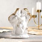 Статуэтка "Ангелы пара на камне", бело-золотая, гипс, 21 см - Фото 1
