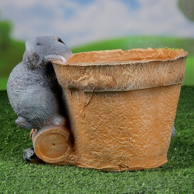 Декоративное кашпо для цветов «Зайцы у горшочка», 17 см, полистоун