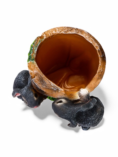 Декоративное кашпо для цветов «Зайцы у горшочка», 17 см, полистоун