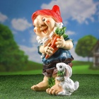 Садовая фигура из полистоуна «Гном с зайцем и морковкой», 44×25×28 см, МИКС - Фото 14