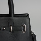 Сумка женская, отдел с перегородкой на молнии, наружный карман, длинный ремень, цвет чёрный - Фото 4