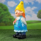 Садовая фигура "Гном девочка с цветами" 13,5х17х40 см МИКС - Фото 2
