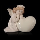 Сувенир керамика "Ангел в розоватом платье с цветами в волосах и сердцем" 8х10х5,2 см - Фото 1