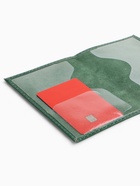 Обложка для паспорта, гладкая, тиснение серебряной фольгой, зелёная - Фото 8