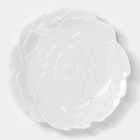 Тарелка фарфоровая обеденная Magistro «Роза», d=22,5 см, цвет белый - Фото 1