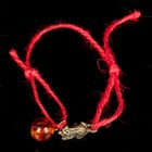 Браслет-оберег "Красная нить. Мышка с шариком" с подвеской, тёмный янтарь - Фото 3