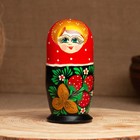 Матрёшка дерево «Земляничка», красный платок, 3 кукольная, 10-12 см - Фото 3