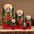 Матрёшка «Земляничка», красное платье, 5 кукольная, 15 см - Фото 7