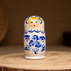 Матрёшка дерево «Гжель», белое платье, 3 кукольная, 9 см - Фото 3