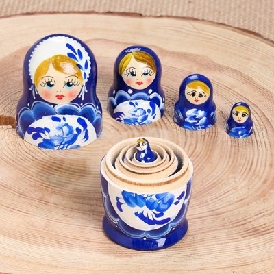 Матрёшка дерево «Поднос гжель», синее платье, 5 кукольная, 10 см