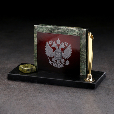 Набор настольный «Герб на красном фоне», с подставкой для ручки, змеевик