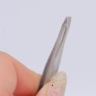 Пинцет для бровей и ресниц, скошенный, узкий, 9 см - Фото 4