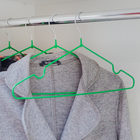 Плечики-вешалки для одежды Доляна, размер 40-44, антискользящее покрытие, цвет зелёный - Фото 1