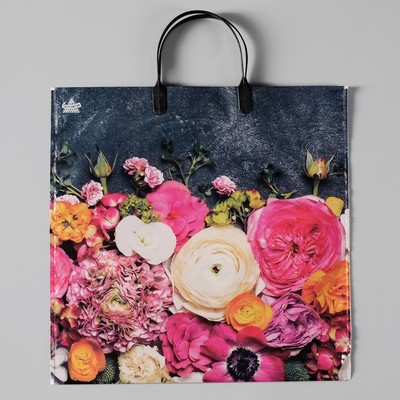 Пакет "Цветы на графите", полиэтиленовый с пластиковой ручкой, 36 х 37 см, 100 мкм