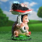 Садовая фигура "Ежик загорает" 30х19см - Фото 3