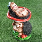 Садовая фигура "Ежик загорает" 30х19см - Фото 6