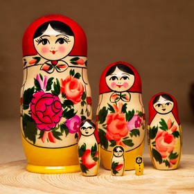 Матрёшка «Нина», красный платок, 6 кукольная, 12-14 см