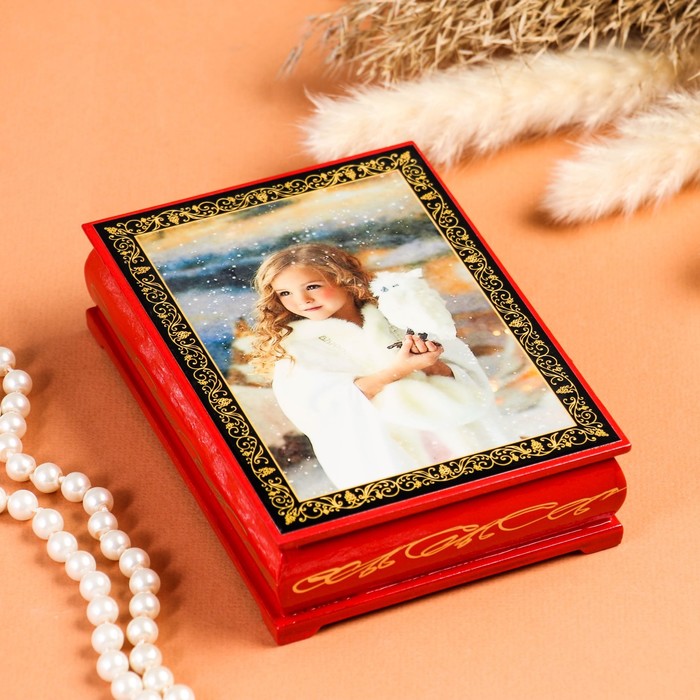 Шкатулка «Девочка с совой», красная, 10×14 см, лаковая миниатюра - Фото 1