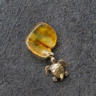 Брелок-талисман "Черепашка", натуральный янтарь - фото 8680296