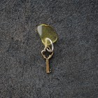 Брелок-талисман "Ключик", натуральный янтарь - фото 299910264