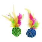 Игрушка для кошек «Шар из лозы с пером», 3.8 см, микс цветов - Фото 4