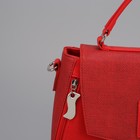 Сумка женская, отдел с перегородкой на молнии, наружный карман, длинный ремень, цвет красный - Фото 4