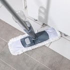 Швабра для мытья пола с распылителем Доляна, насадка из микрофибры 40×10 см, металлическая ручка 124 см, цвет МИКС - Фото 12