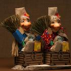 Фигурка оберег-домовой «Баба яга на сундуке», 30×29×23 см, МИКС - Фото 1