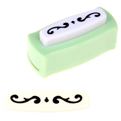 Дырокол фигурный для края "Узор" длина рисунка 4,5 см 6,5х4х2,5 см МИКС