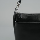 Сумка женская, отдел на молнии, 2 наружных кармана, цепь, длинный ремень, цвет чёрный - Фото 3
