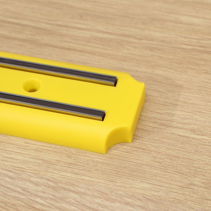 Держатель для ножей магнитный Доляна «Цветная линия», 33 см, цвет жёлтый - фото 1906930142