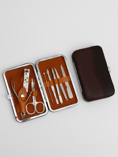 Набор маникюрный, 8 предметов, в футляре, цвет МИКС